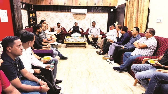 अम्बिकापुर@ रावण दहन आयोजन को भव्य बनाने नागरिक सेवा समिति ने की बैठक